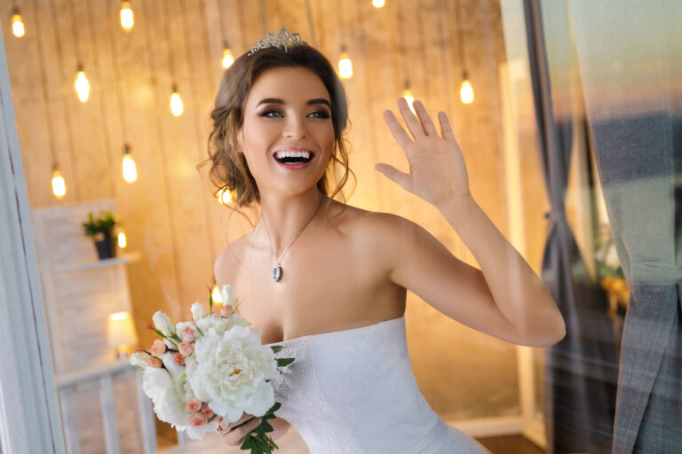 Cosmetic Dental Procedures for the Bride-to-be