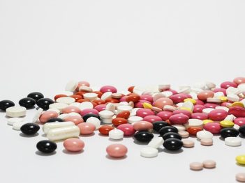 medications-342462_640